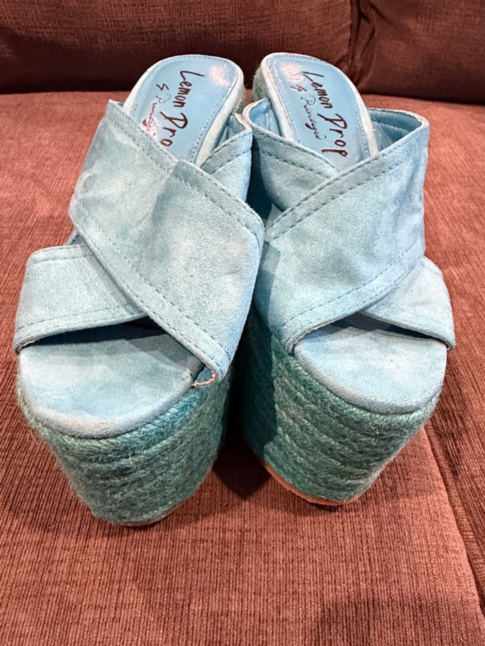 Lemon Drop Size 7 Teal Suede Platform Sandals